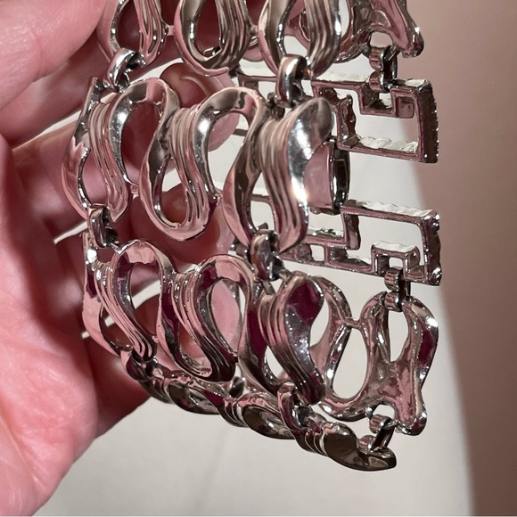 Vintage 60 70 MCM MOD Heavy Silver Wide Mobwife Bracelet - Picture 7 of 17